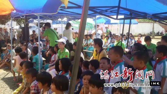 Shenzhen Lions Club donated to help Leizhou Yangjiatixia Primary School project completed (source: August 17, 2014 Zhanjiang News) news 图2张